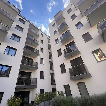 Karzo Property Lk 206 Budapeste Exterior foto