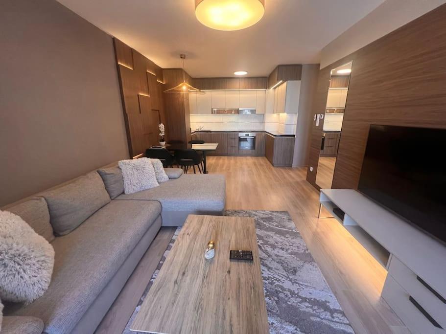 Karzo Property Lk 206 Budapeste Exterior foto